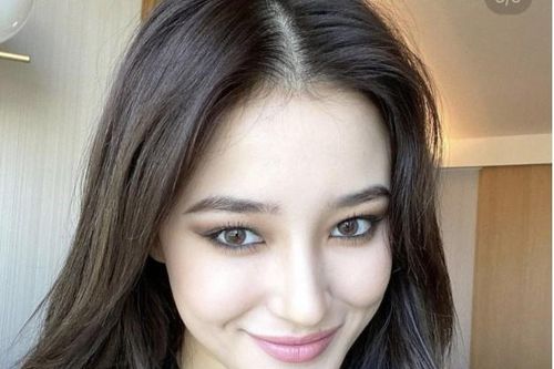 Cận cảnh nhan sắc cô gái đẹp nhất thế giới 2023, đánh bại 'Công chúa Dior'