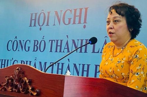 ĐBQH Phạm Khánh Phong Lan làm Giám đốc Sở An toàn thực phẩm đầu tiên của cả nước