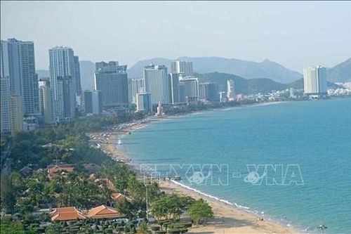 Đấu giá loạt nhà ở, biệt thự thu hồi nợ: Giá giảm mạnh vẫn 'ế'