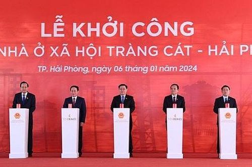 Chủ tịch Quốc hội Vương Đình Huệ dự Lễ khởi công dự án nhà ở xã hội đầu tiên tại Hải Phòng