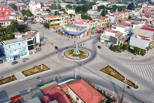 Phấn đấu trong tốp đầu của tỉnh