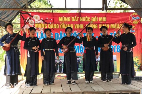 Phát triển và bảo tồn bản sắc của đồng bào các dân tộc thiểu số di cư đến Đồng Nai