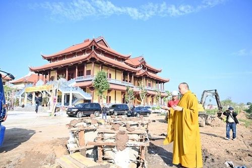 Hải Phòng: Lễ rót đồng đúc tôn tượng chư Phật, Bồ-tát và đại hồng chung tại trường Phật học