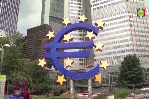 Lạm phát khu vực đồng Euro tăng lên 2,9%