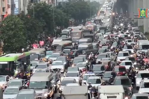 Hà Nội quyết tâm xóa nhiều 'điểm đen' giao thông trong 2024