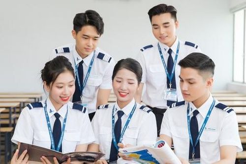 'Giật mình' với mức lương của ngành an ninh hàng không mà không phải ai cũng biết