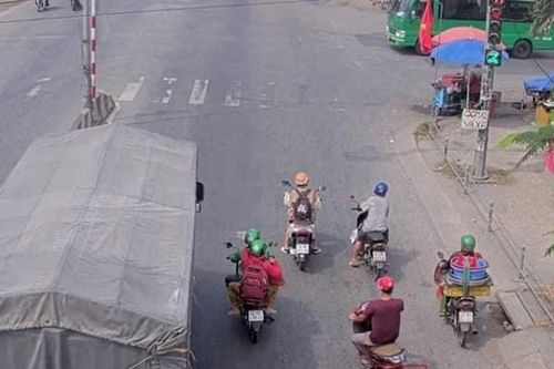 Manh mối về đối tượng giết người, cướp của đang lẩn trốn