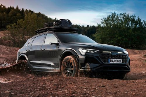 Audi Q8 e-tron ra mắt bản địa hình giới hạn 1.000 chiếc