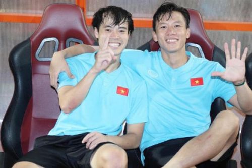 Văn Toàn chê Ngọc Hải mặc xấu, Tuấn Hải lộ một loạt thói quen độc lạ ở ĐT Việt Nam
