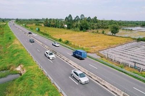 Đối thoại chủ nhật: Mở rộng hệ thống cao tốc, tạo động lực mới cho nền kinh tế