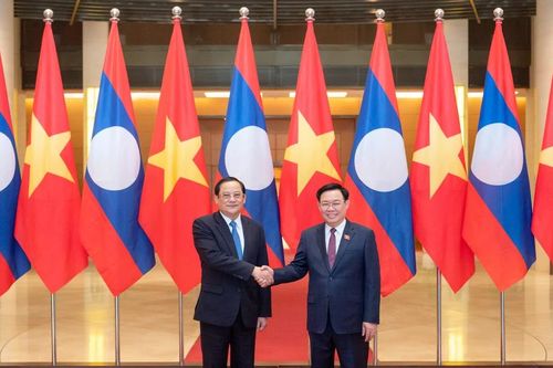 Thủ tướng và đoàn đại biểu cấp cao Lào mang đến Quốc hội Việt Nam sự quý trọng, tình cảm đặc biệt, chân thành, ấm áp