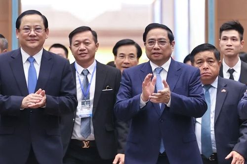 Hợp tác kinh tế, đầu tư giữa Việt Nam - Lào cần đột phá