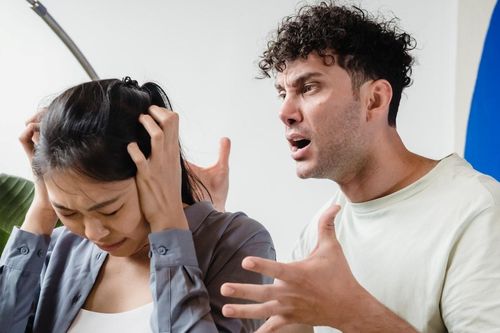 Vợ hỏi 'nghề nội trợ được thưởng Tết bao nhiêu', chồng nghe xong tái mặt