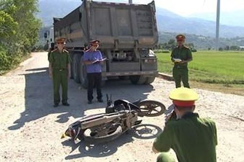 Một phút lơ là, một đời ân hận