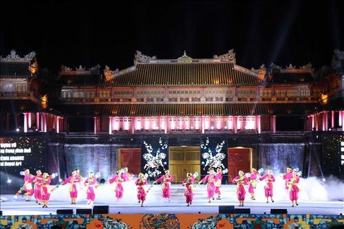 Tập trung phát triển công nghiệp văn hóa tạo động lực phát triển kinh tế, xã hội