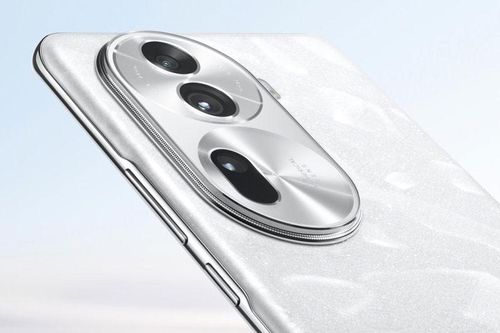 Oppo Reno11 Pro 5G chốt giá 16,99 triệu đồng tại Việt Nam, cạnh tranh với Xiaomi 13T Pro 5G