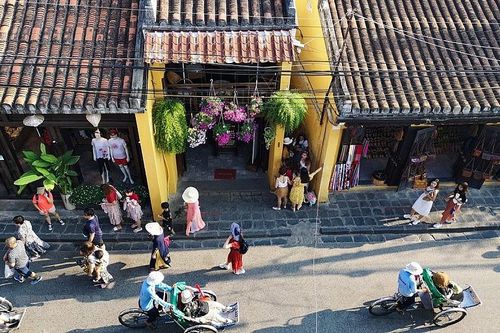 Năm 2023, lượng tìm kiếm du lịch Việt Nam xếp thứ 6 thế giới