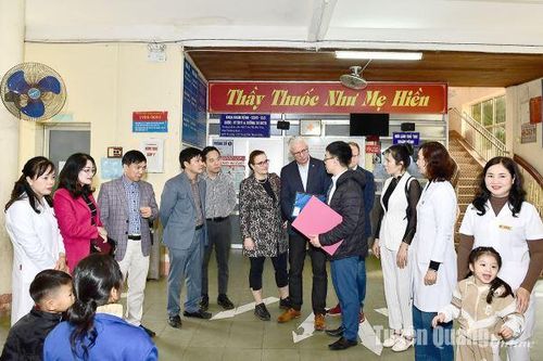 Đoàn công tác của Hội doanh nghiệp bang Mecklenburg - Vorpommern và Tập đoàn Medigreif, Đức làm việc với Bệnh viện Đa khoa tỉnh và Bệnh viện Phục hồi chức năng Hương Sen