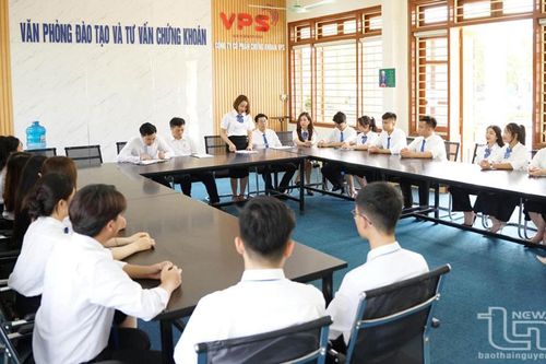 Thầy trò thời 4.0: Thay đổi để thích ứng