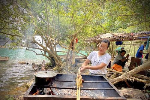 Đồng bào Bru - Vân Kiều phát triển du lịch gắn với bảo vệ rừng