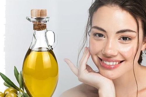 4 bí quyết làm đẹp với dầu ô liu