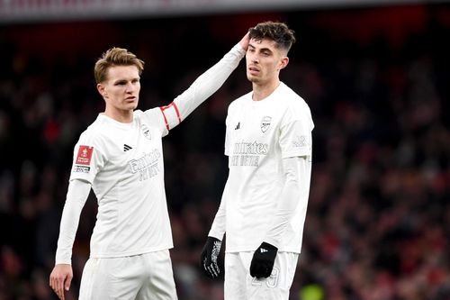 Thua Liverpool là cái tát nặng nề cho Arsenal