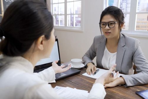 Phụ huynh ở Trung Quốc dọa kiện trường vì cho trẻ bị sốt tạm nghỉ học