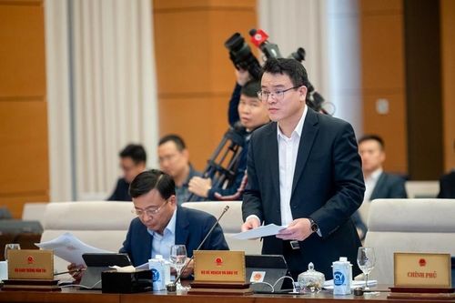 Xem xét cấp hơn 2.500 tỷ đồng cho EVN kéo điện ra Côn Đảo