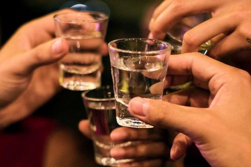 Tìm cách giảm uống rượu