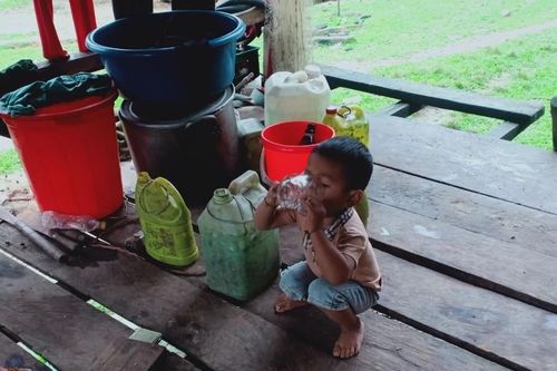 Đem nước sạch đến với các em nhỏ huyện miền núi Minh Hóa (Quảng Bình)