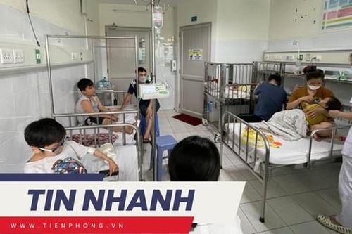 TIN NHANH: Nhiều ca cúm A phải thở máy, ai có nguy cơ bị nặng? Bé trai nghi bị mẹ đánh chảy máu tai giữa đường