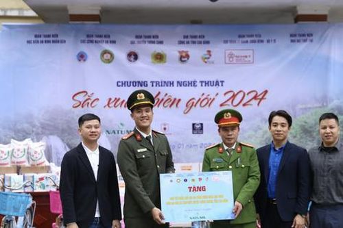 Sắc xuân biên giới những ngày đầu năm