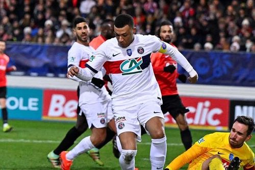 Mbappe lập kỷ lục, PSG thắng trận 9-0