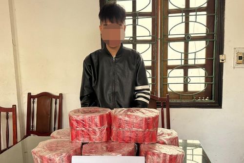 Liên tiếp các vụ nam sinh tự làm pháo nổ dịp cận Tết Nguyên đán