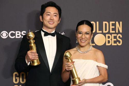 Nữ chính gốc Việt của phim Netflix 'Beef' thắng giải tại Quả Cầu Vàng
