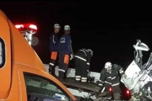 Brazil: Xe buýt đâm xe tải làm 25 người thiệt mạng