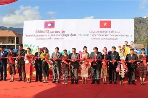 Khánh thành Công viên Hữu nghị Xaysomboun - Sơn La tại Lào