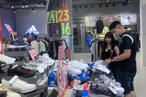Nhiều yếu tố giúp thị trường bất động sản thương mại bán lẻ tăng trưởng trong 2024