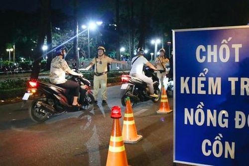 Vi phạm nồng độ cồn, thanh niên tự thiêu tại chốt kiểm tra