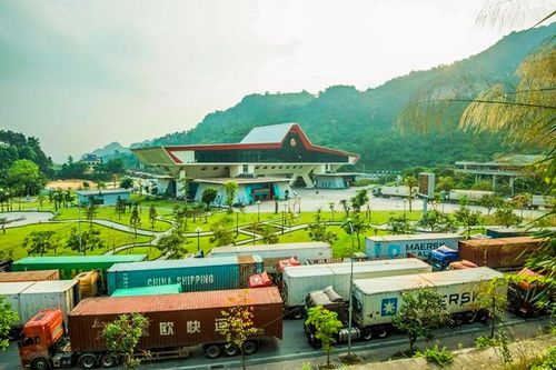 Xuất nhập khẩu Việt – Trung sôi động và thuận lợi dịp đầu năm
