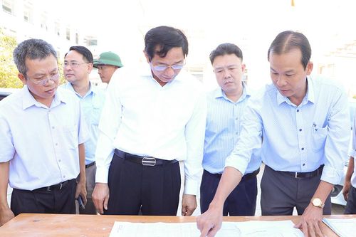Không để tái diễn tình trạng mặt bằng 'níu chân' nguồn vốn
