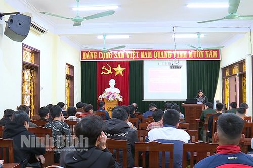 Thành phố Tam Điệp bồi dưỡng nhận thức về Đảng cho thanh niên chuẩn bị nhập ngũ