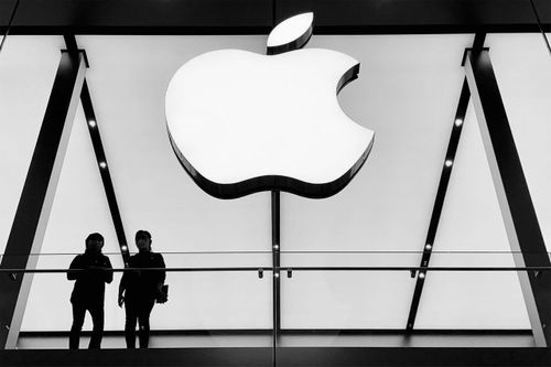 Cổ phiếu Apple giảm sau thông tin 'tai họa'
