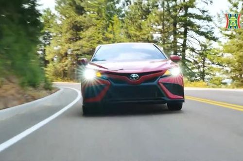 Gần 100.000 xe Toyota ở Canada bị gọi sửa chữa