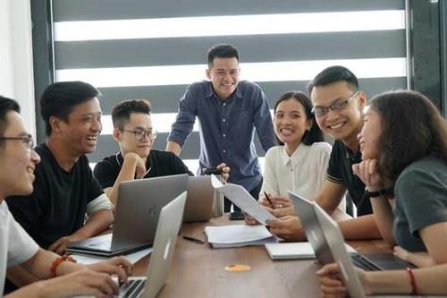 Các trung tâm ngoại ngữ, tin học sẽ sớm 'giải tán' nếu không nắm được thông tin này