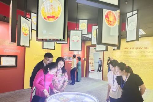 Đánh thức kho di sản đồ sộ