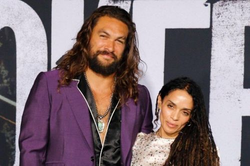 Vợ hơn 12 tuổi nộp đơn ly hôn tài tử 'Aquaman'