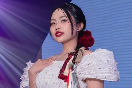 HIEUTHUHAI, Phương Mỹ Chi lọt top 10 nghệ sĩ xuất sắc năm 2023