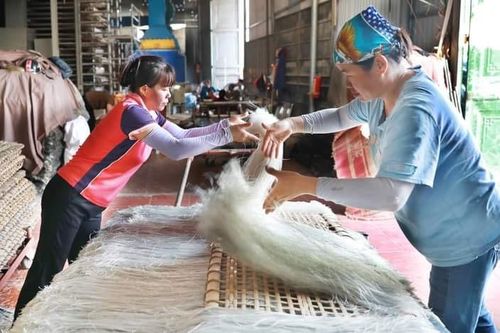 Hà Nội: Làng nghề tất bật vụ Tết