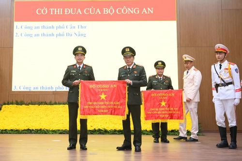 Xứng đáng là thanh bảo kiếm bảo vệ Đảng, chính quyền và nhân dân thành phố